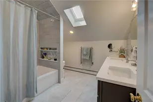 110 Lake View Rd, Cranston, RI 02920 - Photo 19