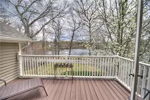 110 Lake View Rd, Cranston, RI 02920 - Photo 17