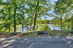 110 Lake View Rd, Cranston, RI 02920 - Photo 3