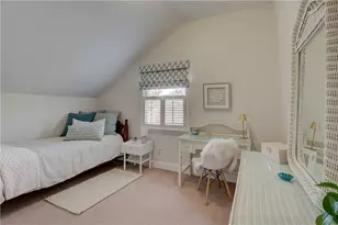 110 Lake View Rd, Cranston, RI 02920 - Photo 21