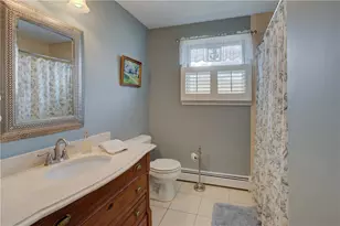 110 Lake View Rd, Cranston, RI 02920 - Photo 13