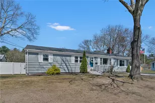 170 Heritage Rd, North Kingstown, RI 02852 - Photo 3