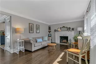 170 Heritage Rd, North Kingstown, RI 02852 - Photo 5