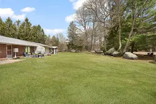47 Kingsland Ct, Charlestown, RI 02813 - Photo 7