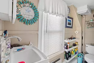 1692 Main St, West Warwick, RI 02893 - Photo 9