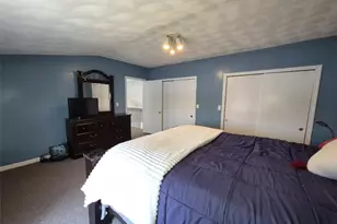 2484 Hartford Ave, Johnston, RI 02919 - Photo 31