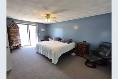 2484 Hartford Avenue, Johnston, RI 02919 - Photo 21