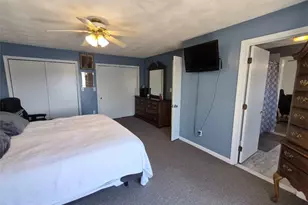 2484 Hartford Ave, Johnston, RI 02919 - Photo 19