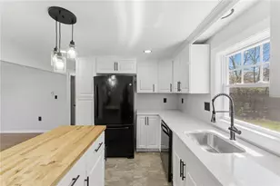 24 Hamilton St, Cumberland, RI 02864 - Photo 15