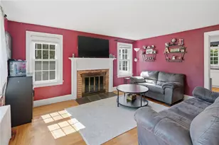 97 Delwood Rd, Warwick, RI 02889 - Photo 7
