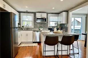 143 River Vue Ave, Warwick, RI 02889 - Photo 5
