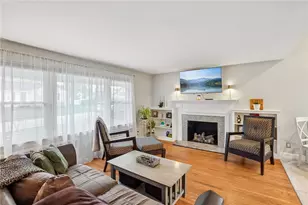 87 Evergreen St, Cumberland, RI 02864 - Photo 5