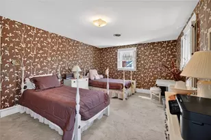 2338 Cranston St, Cranston, RI 02920 - Photo 19
