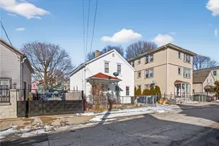 31 Sassafras St, Providence, RI 02907 - Photo 5