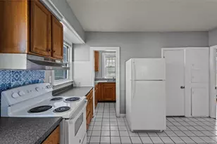 16 Maplehurst Ave, Providence, RI 02908 - Photo 15