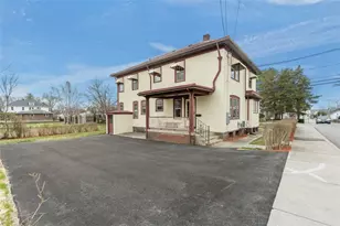 177 High St, Westerly, RI 02891 - Photo 5
