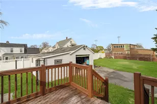 156 Putnam St, East Providence, RI 02914 - Photo 47