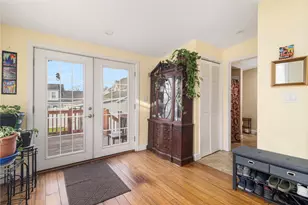 156 Putnam St, East Providence, RI 02914 - Photo 13