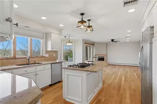46 Timberland Dr, Lincoln, RI 02865 - Photo 17