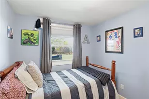 17 Gloucester St, Warwick, RI 02886 - Photo 23