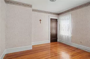 122 Caporal St, Cranston, RI 02910 - Photo 15