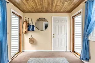 104 Larkin Ave, Warwick, RI 02886 - Photo 5