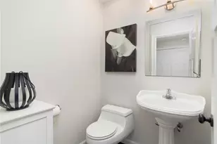 99 Blackstone Ave, Warwick, RI 02889 - Photo 17