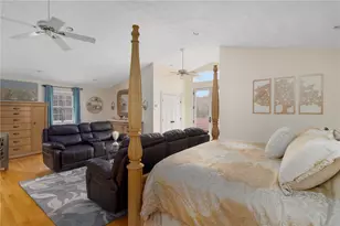99 Blackstone Ave, Warwick, RI 02889 - Photo 23