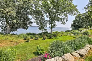 105 Heidi Dr, Portsmouth, RI 02871 - Photo 13