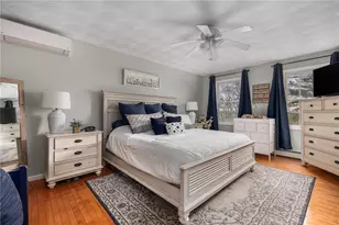 14 Canton Ct, Cranston, RI 02921 - Photo 33