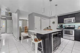 14 Canton Ct, Cranston, RI 02921 - Photo 9