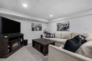 14 Canton Ct, Cranston, RI 02921 - Photo 39