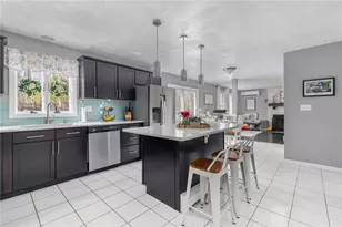 14 Canton Ct, Cranston, RI 02921 - Photo 7