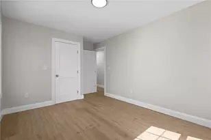 804 Douglas Ave, Providence, RI 02908 - Photo 37
