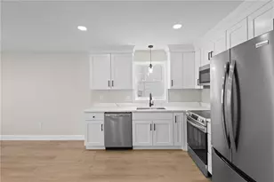 804 Douglas Ave, Providence, RI 02908 - Photo 5