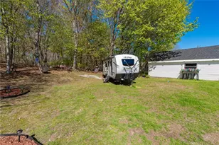 82 Patton Rd, Woonsocket, RI 02895 - Photo 29