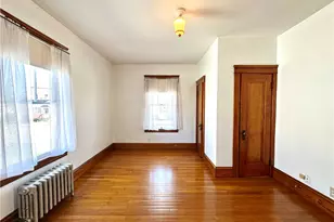 44 Bellevue Ave, Pawtucket, RI 02861 - Photo 17