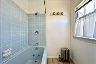 44 Bellevue Ave, Pawtucket, RI 02861 - Photo 25