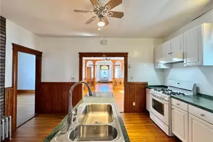 44 Bellevue Ave, Pawtucket, RI 02861 - Photo 15