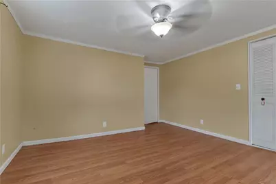 204 Talcott Street, Woonsocket, RI 02895 - Photo 9