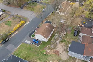 204 Talcott St, Woonsocket, RI 02895 - Photo 37