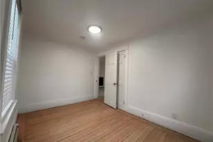 31 Ceres St, Providence, RI 02908 - Photo 9
