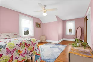 381 Auburn St, Cranston, RI 02910 - Photo 21