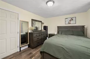 48 Spicer St, North Providence, RI 02904 - Photo 19