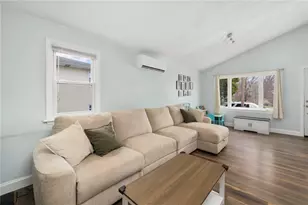 48 Spicer St, North Providence, RI 02904 - Photo 9