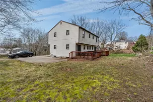 35 Pearl St, Westerly, RI 02891 - Photo 3