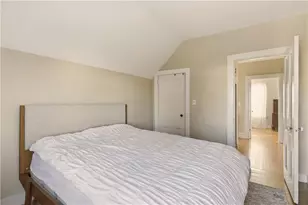 8 Carey St, Newport, RI 02840 - Photo 17