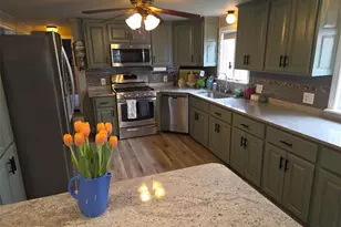 3 Cards Farm Dr, Richmond, RI 02898 - Photo 3