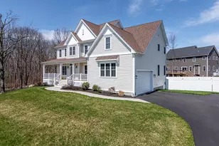 9 Scarlett Wy, Cranston, RI 02921 - Photo 3