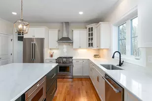 9 Scarlett Wy, Cranston, RI 02921 - Photo 15
